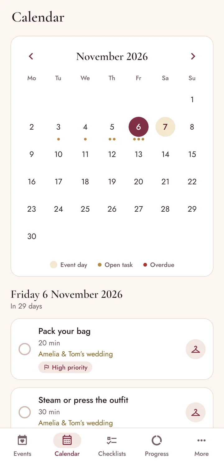 Calendar screen: November 2026 with the event day highlighted, dots under days with open tasks and the tasks of the selected day.